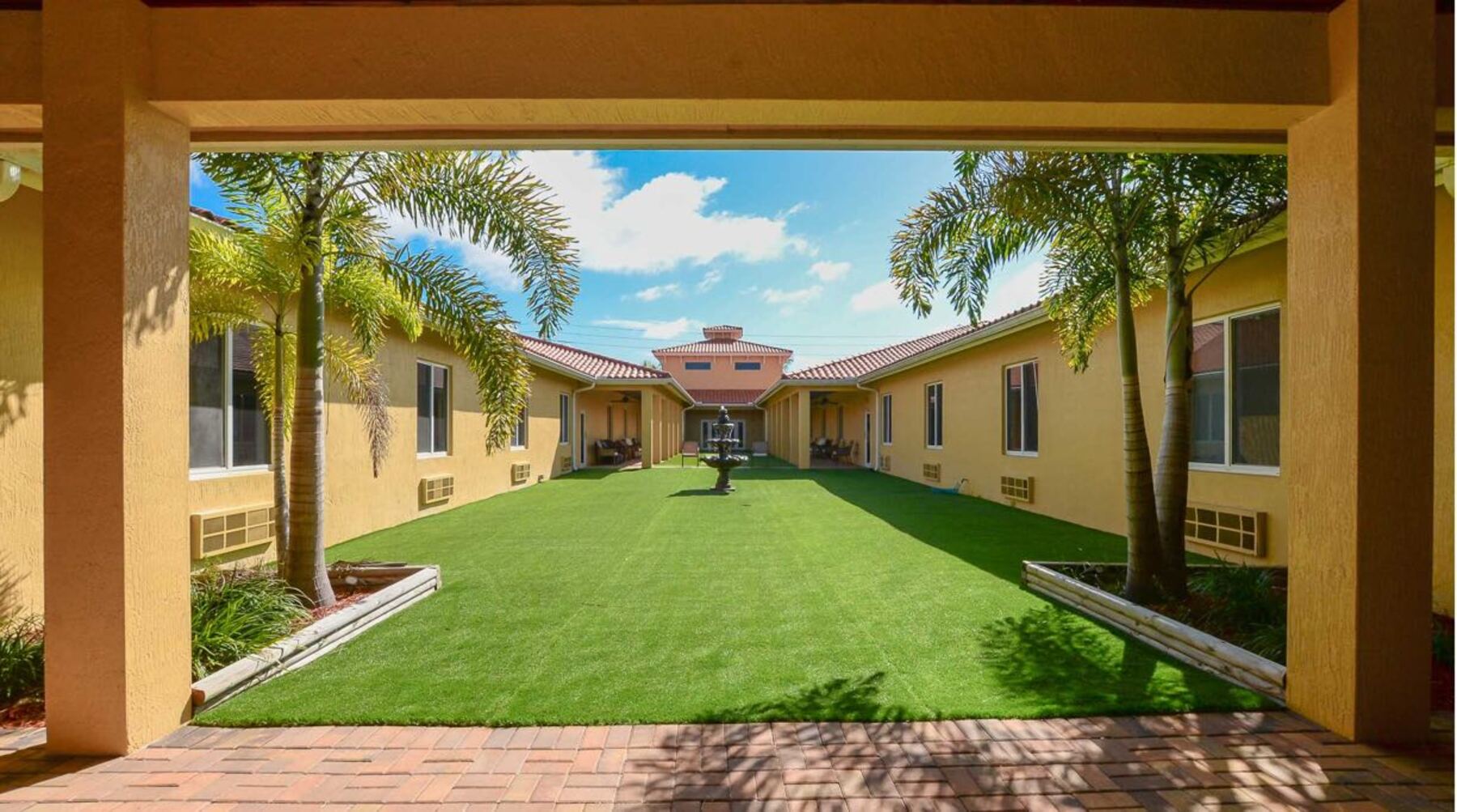 Secure courtyard at The Manor of Fort Pierce